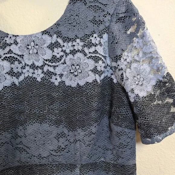 A Pea in the pod Maternity Blue floral Lace formal short sleeve shift dress S - Picture 4 of 6